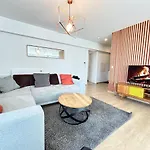 Rooftop 6 Pers, 2 Sdb Avec Terrasse דירה