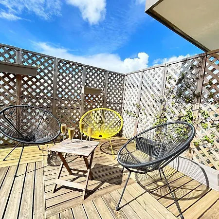 Rooftop 6 Pers, 2 Sdb Avec Terrasse * ריימס