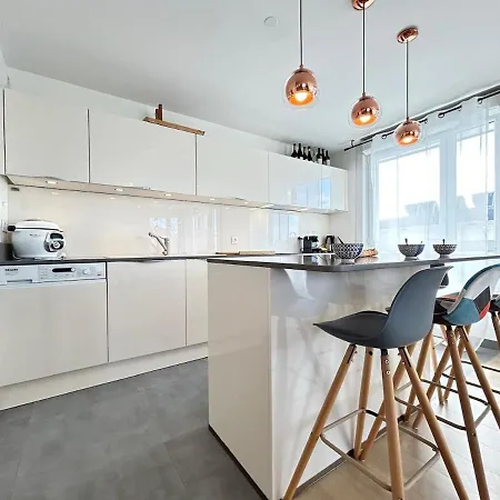 Apartment Rooftop 6 Pers, 2 Sdb Avec Terrasse Reims