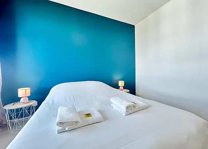 Apartment Rooftop 6 Pers, 2 Sdb Avec Terrasse Reims