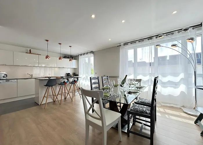 Rooftop 6 Pers, 2 Sdb Avec Terrasse * Reims